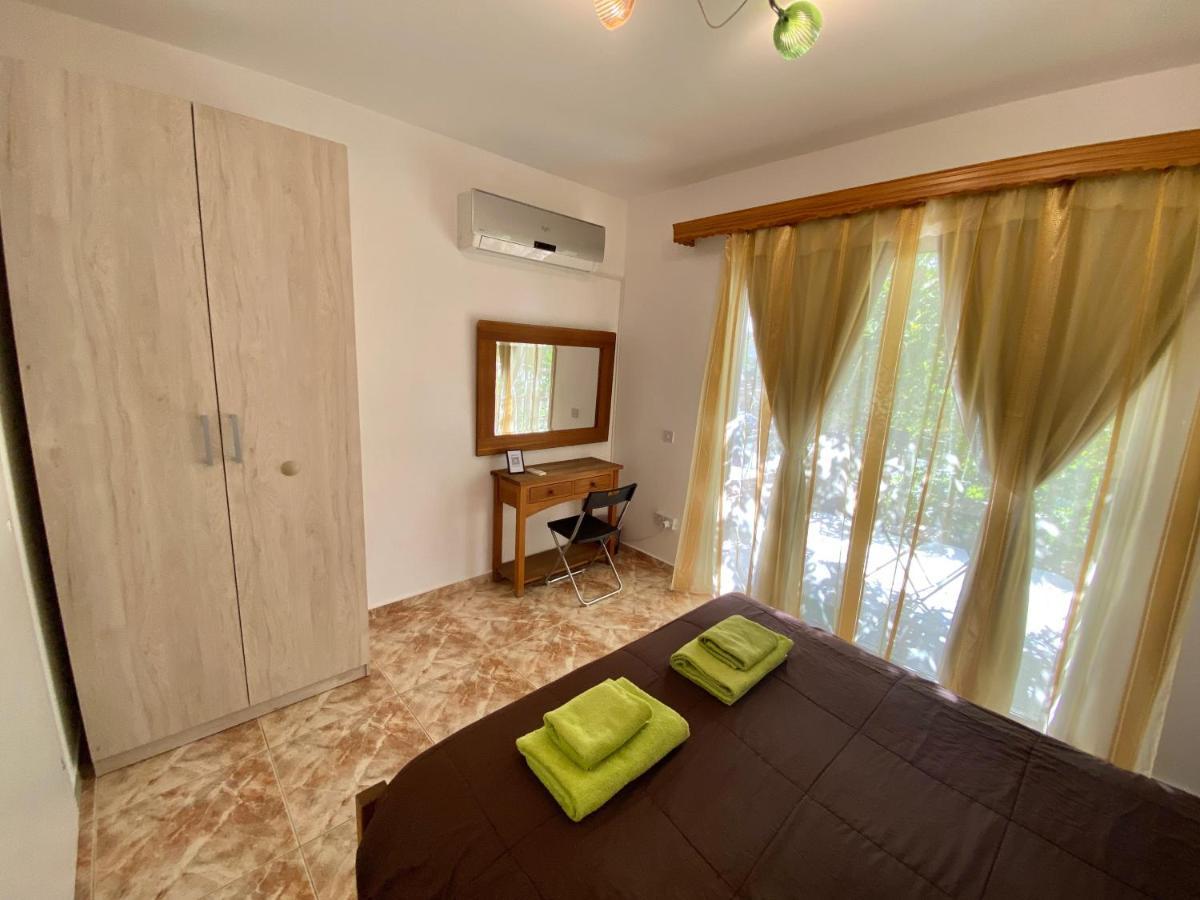 Moutallos Rooms Inn Homes Paphos Exteriér fotografie